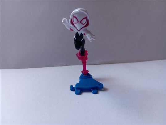 Spider gwen Kinder, Spajdermen Kinder figurica