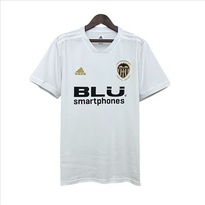 Valencia 2018/2019 domaci dres
