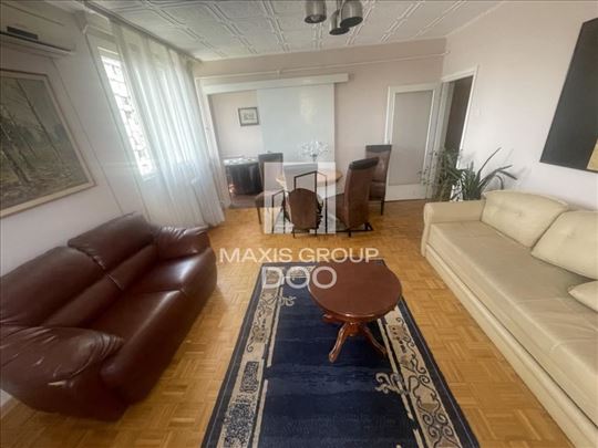 Voždovac, Vojvode stepe-FAKULTETI- 71m2 pogodan za