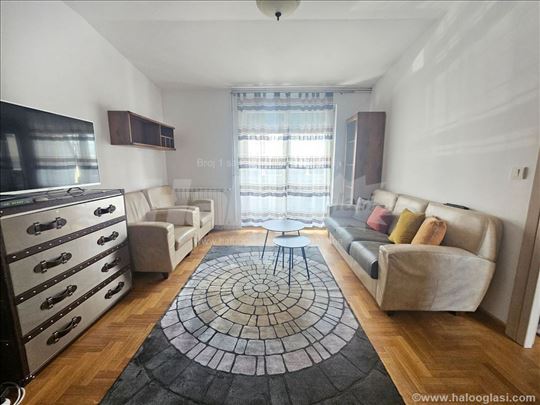 Vračar, Crveni krst,  55 m², 2.5, terasa, lift, m