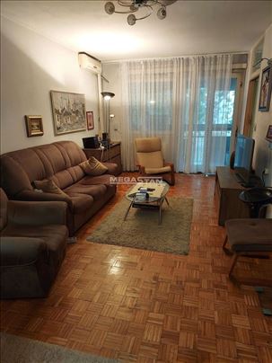 Blok 64, Gandijeva, 2.5 stan
