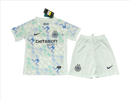 Inter 2025/2026 gostujuci dres deciji komplet