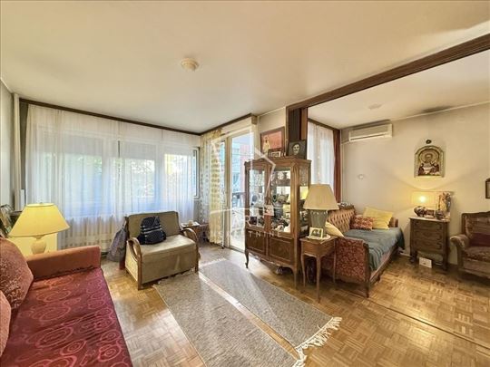 Medaković 3, Borivoja Stevanovića, 89m2+8m2 terase