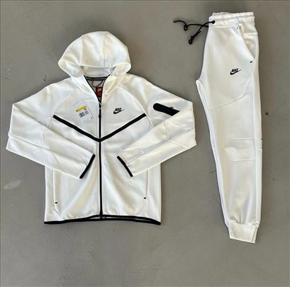 Nike Tech Fleece Kompleti