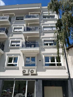 Nos stan u Zemunu u Ugrinovačkoj komletno namešten