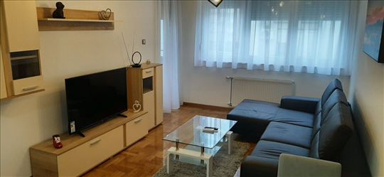 Odličan 1.5 stan,  47m2, Centar