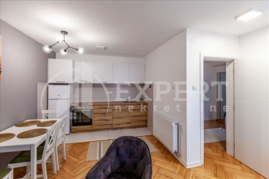 Palilula, novogradnja, 60m2, etažno grejanje, komp