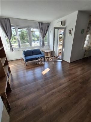 Blok 30 - 63m2+4m2 - odmah useljiv ID#3040