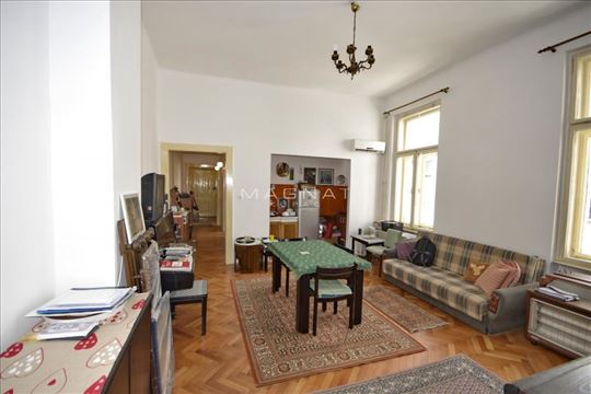 Centar - salonski stan - Terazije  - Kralja Milana