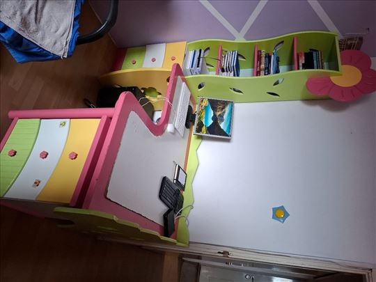 Povoljno prodajem dečiju sobu medijapan
