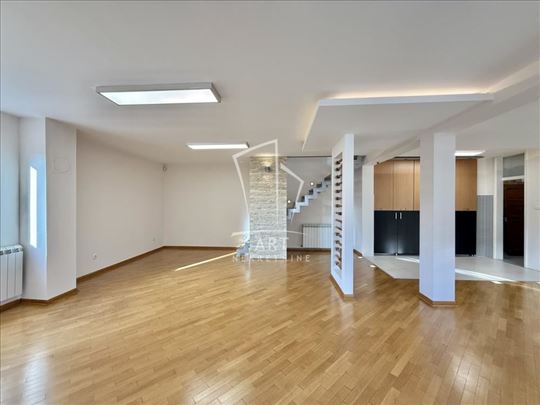 Slavujev venac, p. prostor, duplex 165m2 ID#945511