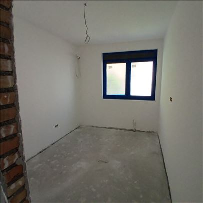 Vracar  Čuburski park, 66m2, lux, 277200e
