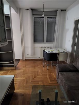 Dorćol Kod Sportske gimnazije 40(L) namešten      