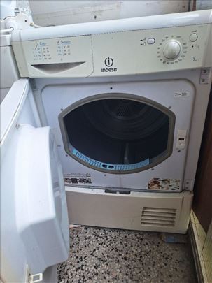 Indesit mašina za sušenje veša