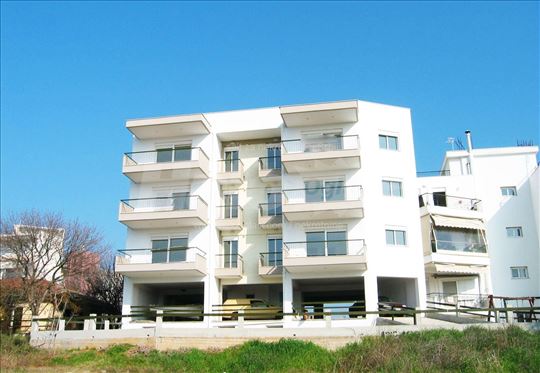 Odlična investiciona nekretnina sa pogledom na mor