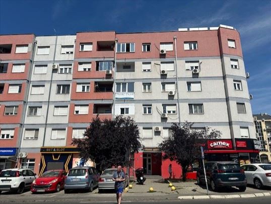 Prelep 2.0 stan, 40m2, prazan