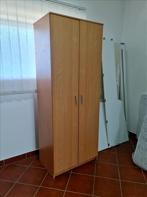 Prodajem očuvan nameštaj, ugaona, kuhinja ormani, 