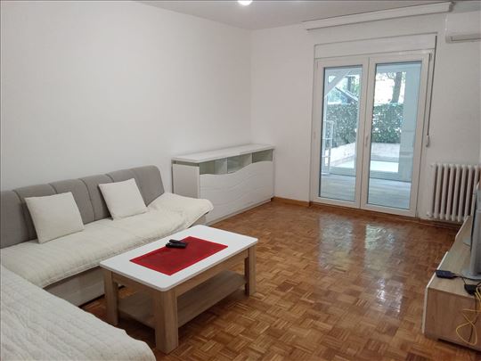 Prostran troiposoban stan, Novi Beograd, Prodaja 