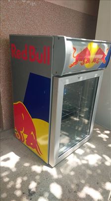 Rashladna vitrina frizider RED BULL