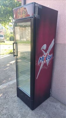 Rashladna vitrina liebherr 400 litara