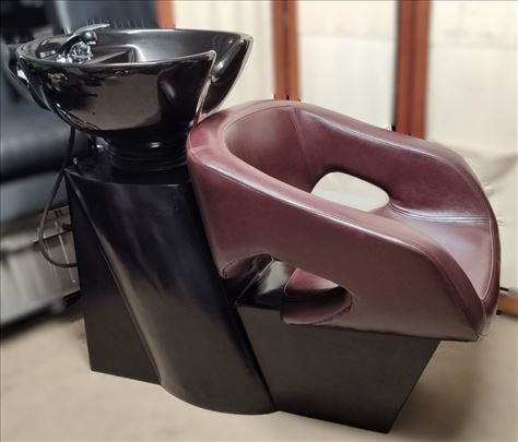 Šamponjera "Black Beauty" zglobna keramička