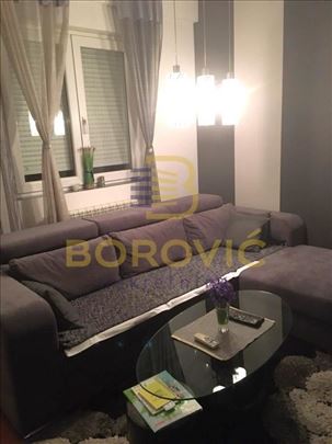 Đeram pijaca-Preševska, 38m2, polunamešten