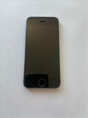 Iphone SE 2016 64gb crni (1)