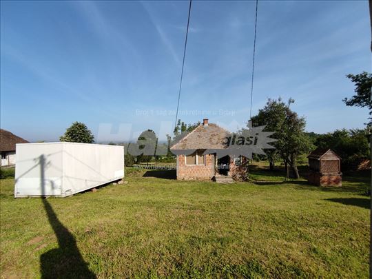 LAZAREVAC, Dren, vikendica 31m2, 29 ari