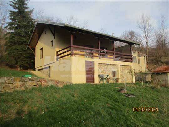 Prodaje se kuća u Zabojnici