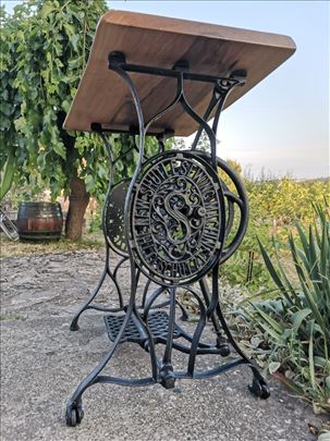 Singer rustik etno sto