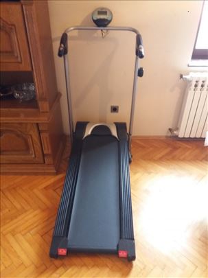 Traka za trčanje magnetna do 150kg odlično stanje
