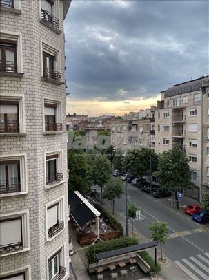 Izdajem 3.0 stan u ulici Zorza Klemensoa