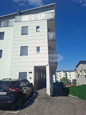 Lux stan u Kaluđerici 76m2 , uknjižen 