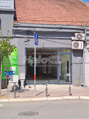 Jagodina, Centar, Kneza Lazara lokal 90m2