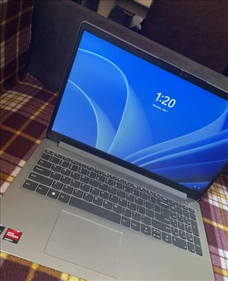 Lenovo IdeaPad 1-Ryzen 3 /8GB /SSD 256GB - kao nov