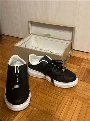 Lusso patike, broj 38