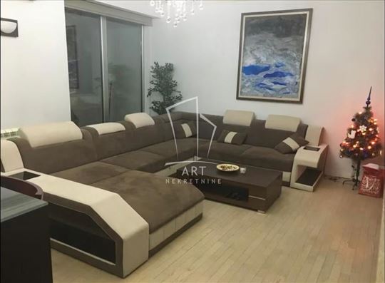 Mereno 106 m2, garažno mesto u ceni ID#11638