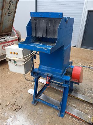 Mlin za plastiku perforator,regranulator