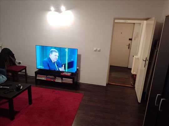 Uknjižen stan u blizini fakulteta, odlično povezan
