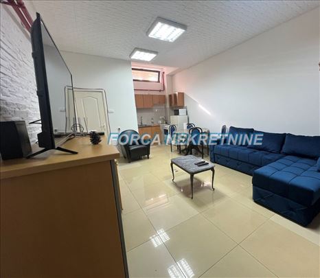 Vračar, Cerska, 0.5, 40m2, režije uračunate u cenu