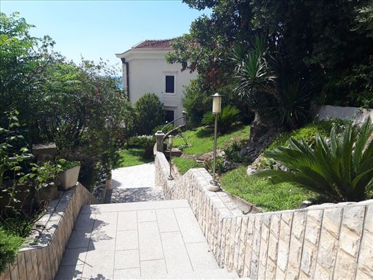 Ekskluzivna Vila Na Obali Mora - Herceg Novi