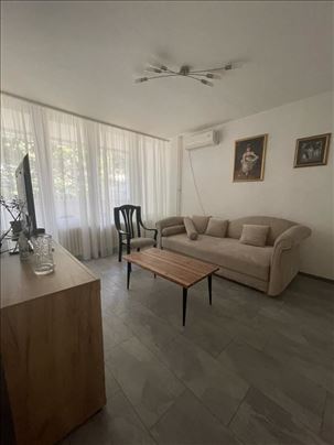 Izdaje se stan na odličnoj lokaciji - Konjarnik ID
