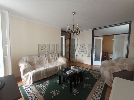 Izdaje se trosoban stan iza Zone 3, 63m2