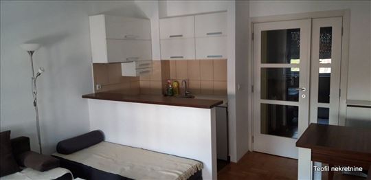 Kod Kalenića 25 noviji, sređen, namešten,opremljen