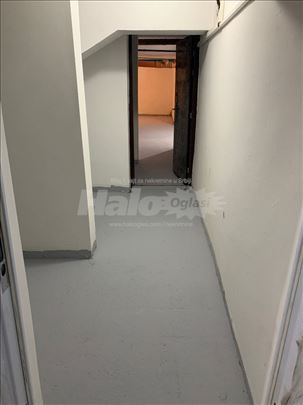 Magacin 55m2 poslovni prostor - Zrmanjska -Beograd
