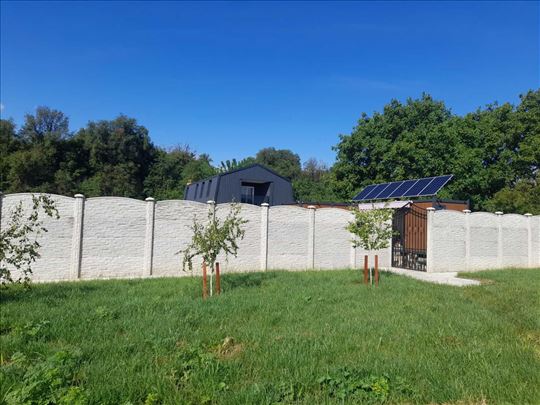 Prodaja,placod 18a,stari Slankamen