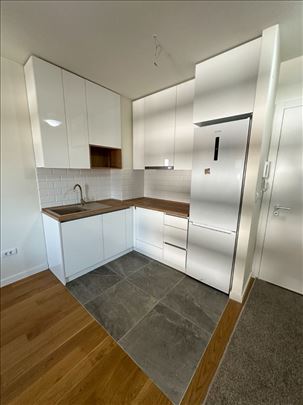 Vrtovi ceraka, 2.0, novogradnja, sa garažnim mesto