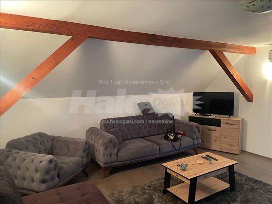 Izdajem kuću sa dvorištem 70m2