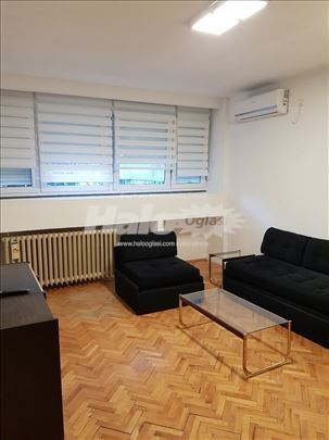 Banovo brdo, dvosoban, namešten, renoviran
