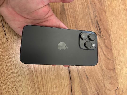 iPhone 14 Pro Max 92% baterija